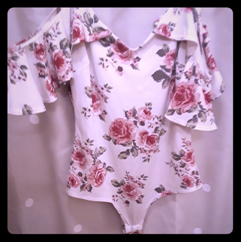 Off shoulder bodysuit